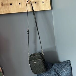 Michael Kors crossbody